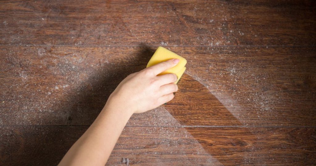 how to clean laminate desk