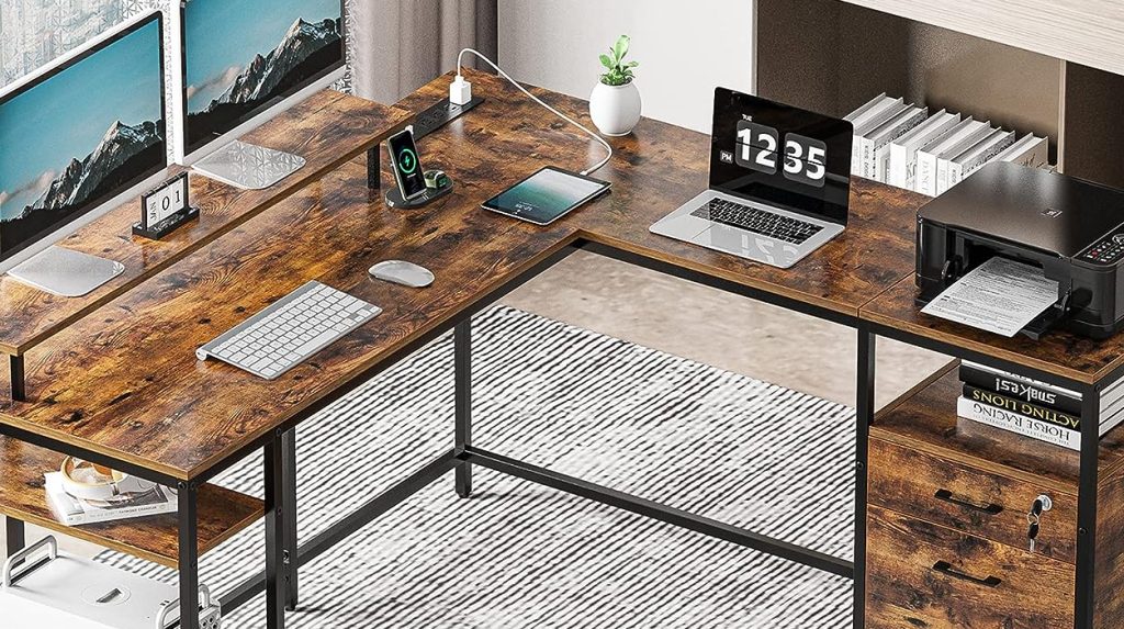 Desks with Locking Drawers
