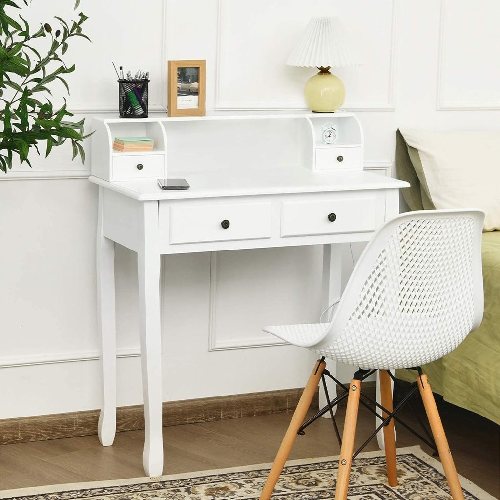 best desks for small apartments