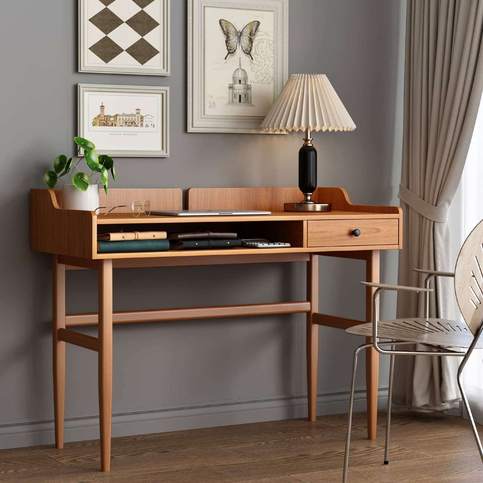 ukorua Vintage-Style Desk